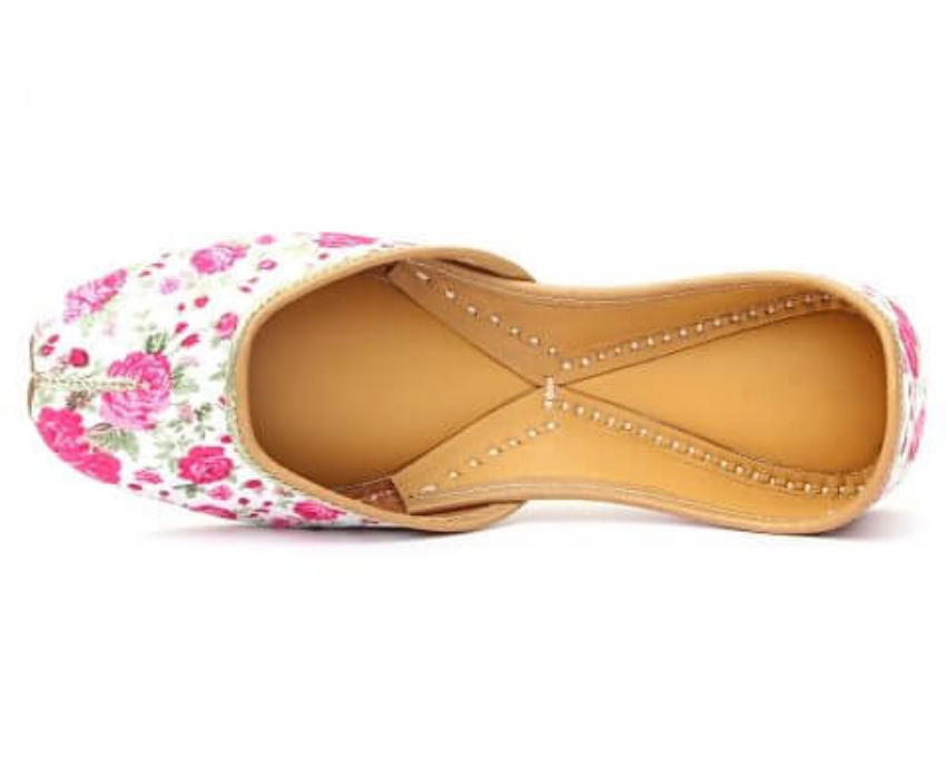 Punjabi Juttis